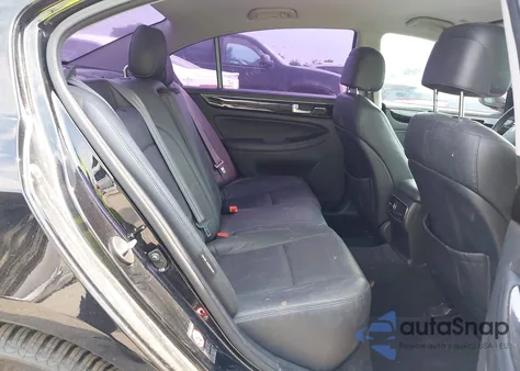 2012 Hyundai Genesis 3.8 z USA, uszkodzony, nr VIN KMHGC4DD7CU197851